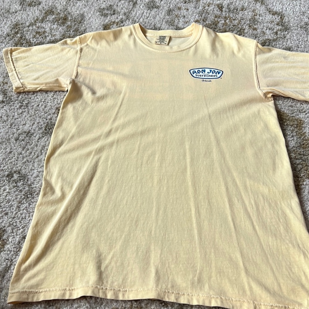 Ron Jon yellow t-shirt. Size - medium